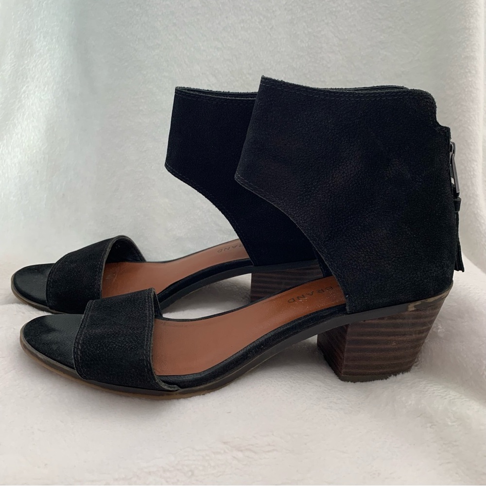 Lucky Brand Black ankle wrap zipper detail 2" wide‎ strap casual dress shoes